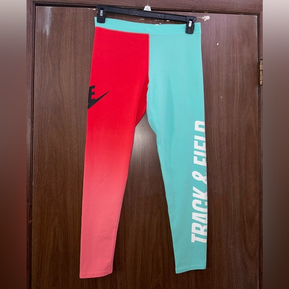 Nike Women’s Leggings - Red and Teal Size Medium (Pre-Owned) - Picture 1 of 3